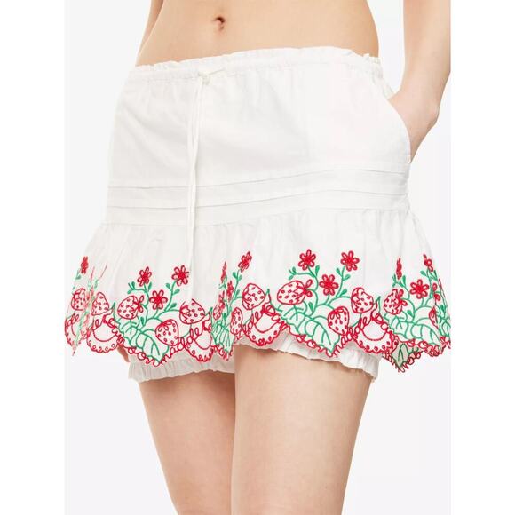 DAMSON MADDER Dresses & Skirts - DAMSON MADDER
Andy Floral-Embroidered Cotton Skort 12 Srawberry Detail
